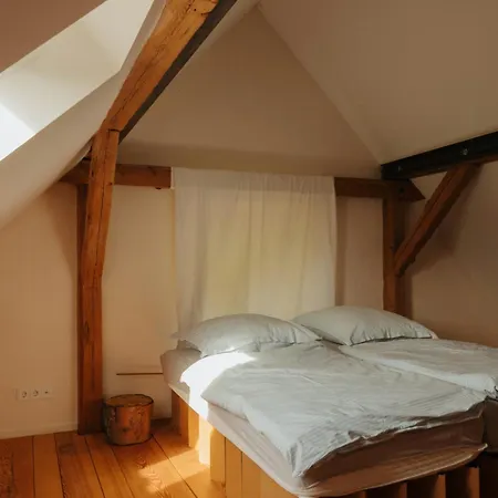 Nyaraló Design Amid Wild Uckermark Nature