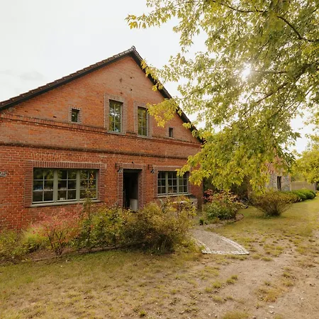 Dom wakacyjny Design Amid Wild Uckermark Nature Flieth